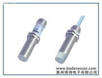 檢測紙皮M12感應器，電容式接近開關產品選購指南